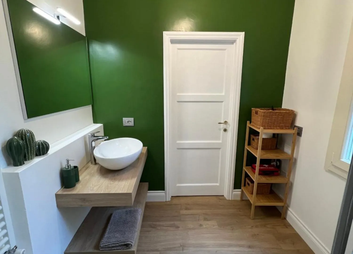 Flo Liberta' Suite Wood Florence