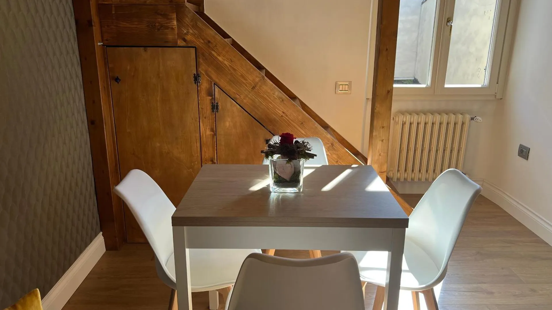 Apartment Flo Liberta' Suite Wood Florence