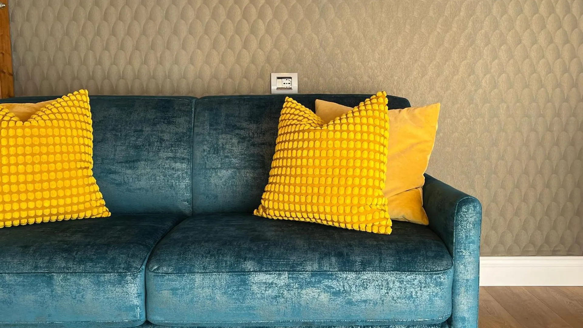 Flo Liberta' Suite Wood Florence